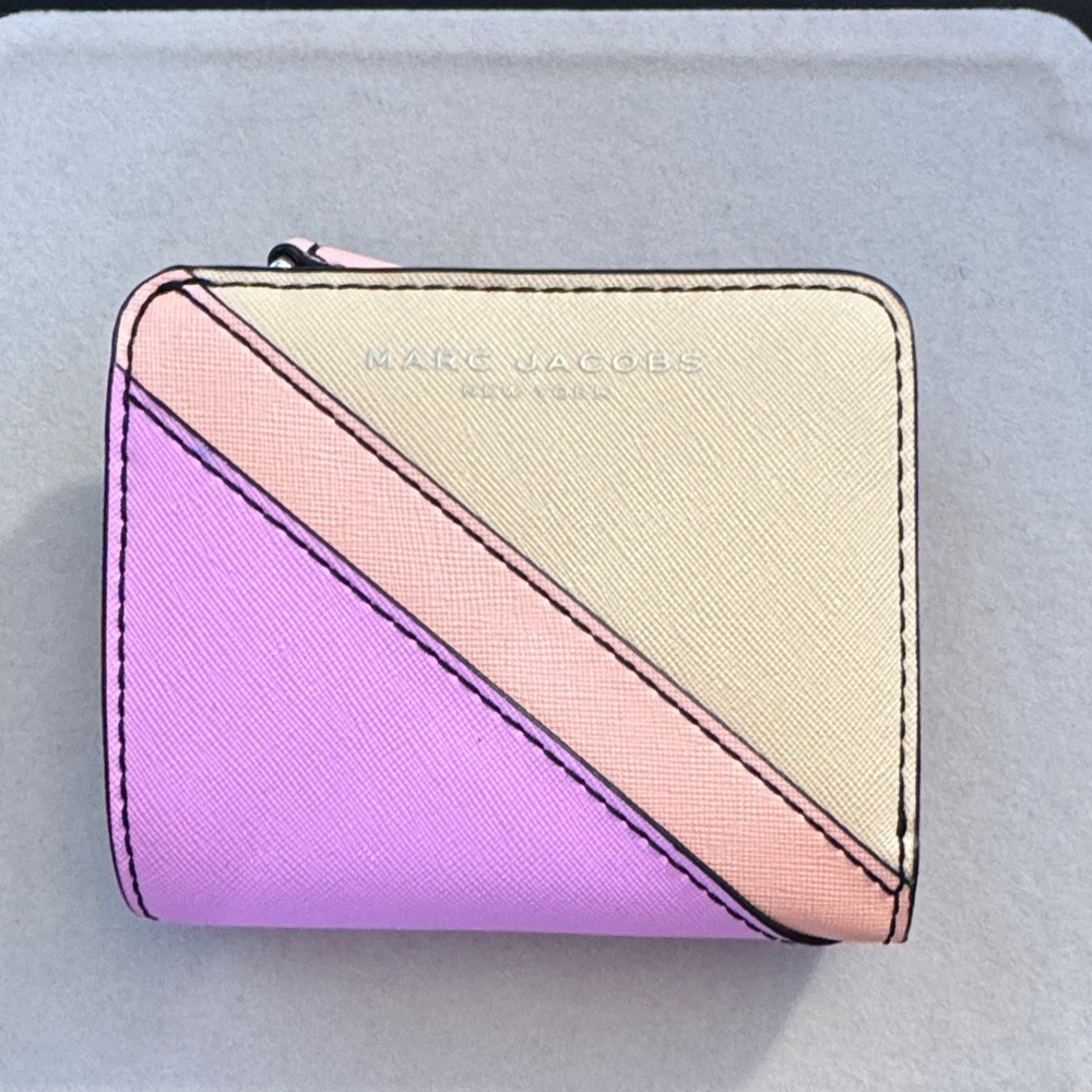 Marc Jacobs Colorblock Small Zip Wallet in Lilac, Pink & Cream